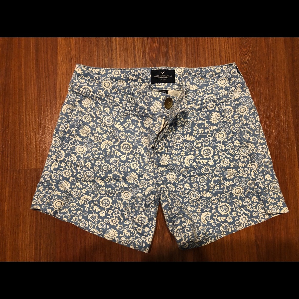 AE floral print jeans shorts, size 0